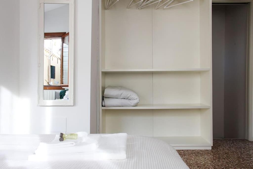 Erbe Canal View Private House Venecia Exterior foto